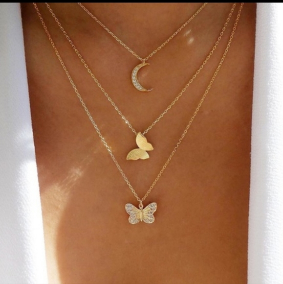 Jewelry - butterfly moon layered necklace